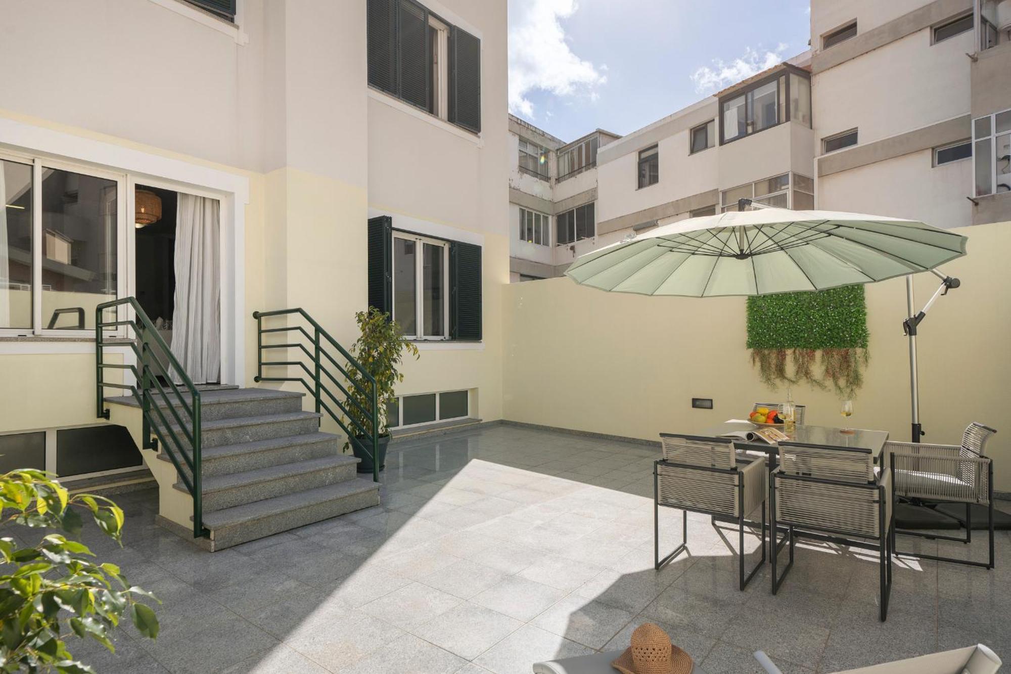 Apartamento Do Carmo By An Island Apart Funchal  Buitenkant foto