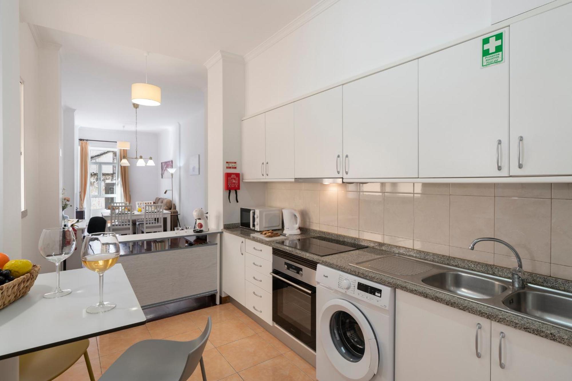 Apartamento Do Carmo By An Island Apart Funchal  Buitenkant foto